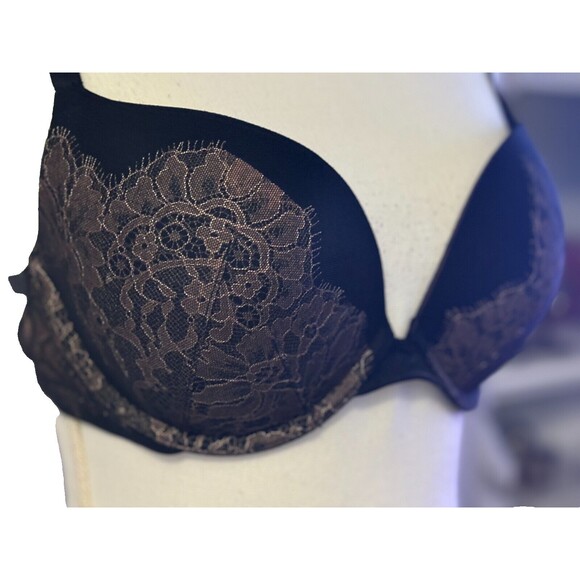 Victoria's Secret Black Gold Metallic Lace Underwire Push Up Bra 36 C, pre-loved - Picture 3 of 11